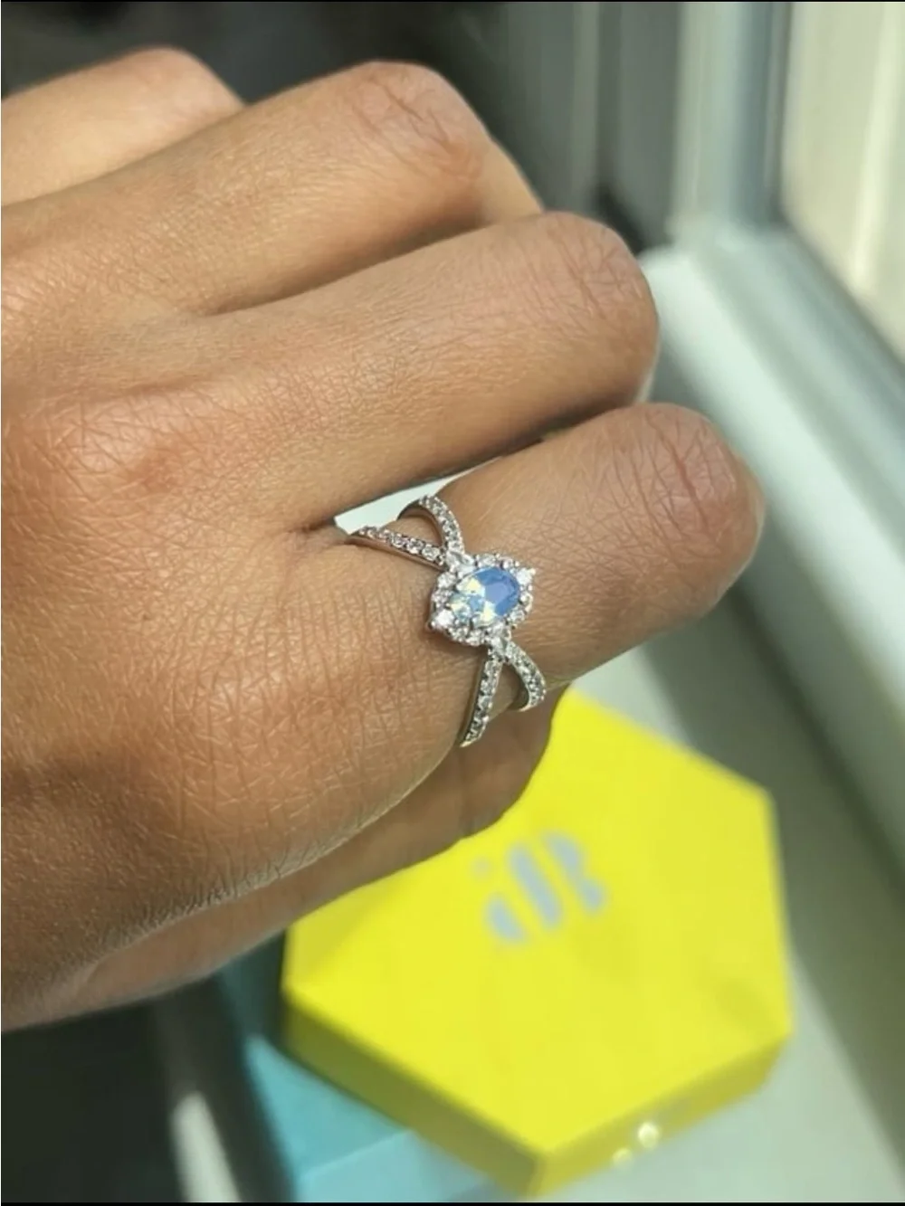 Bomb party glamorous  galaxy lab created blue chalcedony rhodium-plating ring - Picture 5 of 12